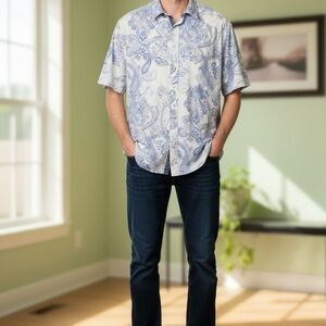 Cremieux Premium Denim White and Blue Paisley Shirt size XLT 100% Cotton